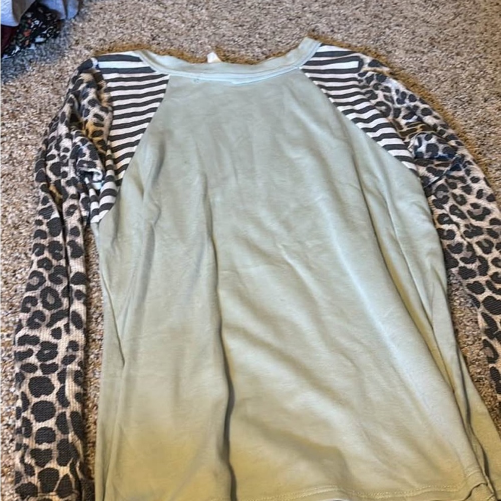 Small/Medium bundle  Long Sleeve 
 8 in all